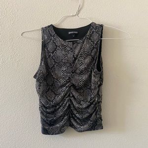 Women’s Snake-print Cropped shirt